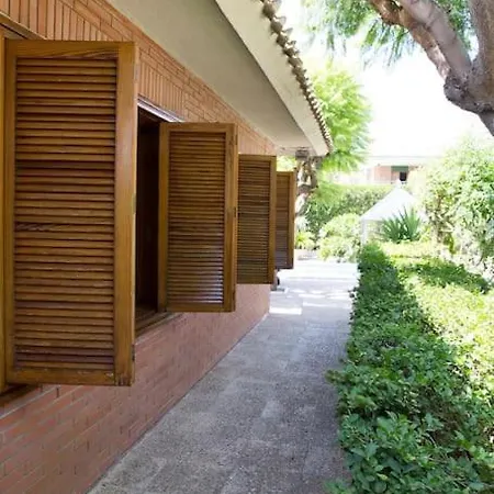 Private With Swimming Pool *